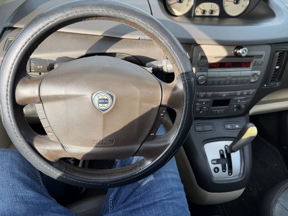 Lancia Musa 1.3 JTD Platino 1 DONO