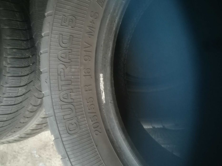 Резина 205/55-R16 Vredestein 4шт.зима