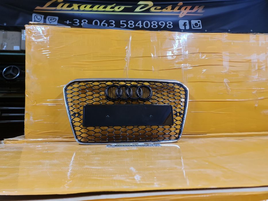 Решетка радиатора в стиле S и RS для AUDI А3 А4 A5 А6 А7 Q5 Q7 Q8