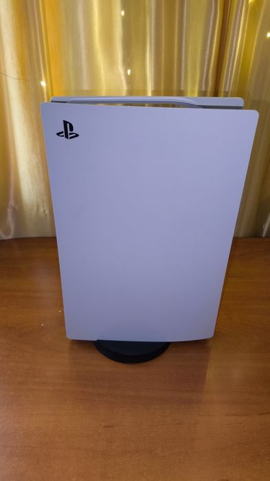 Продам Playstation 5