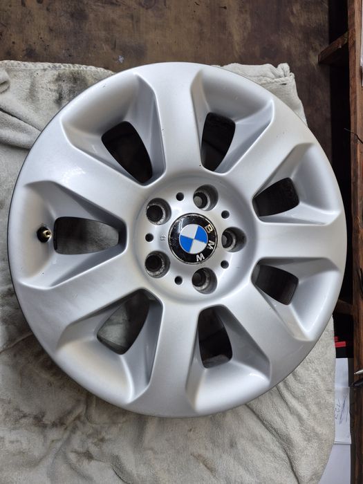 Felgi BMW seria 5 styling 115 5x120 7j 16cali