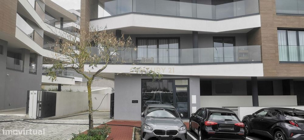 Loja Nova para arrendamento | Amadora