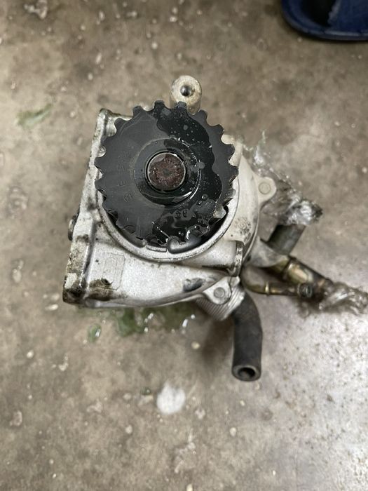 Продам Помпа Мазда 6 gg 2.0 di. RF5C
