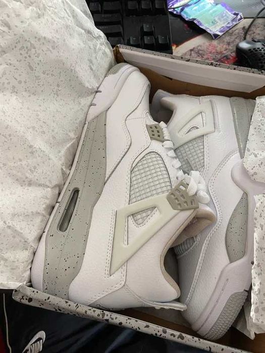 Szybka wysyłka Jordan 4 Retro White Oreo R.40