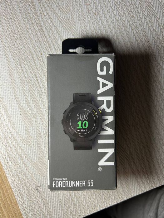 Смарт-годинники Garmin Forerunner 55