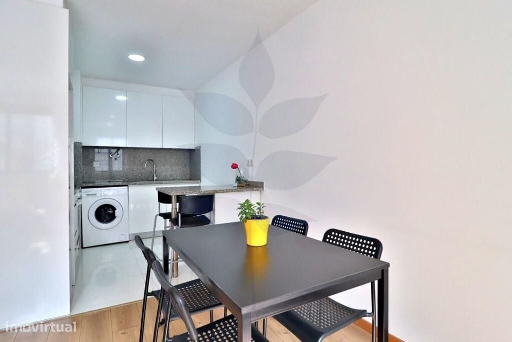Apartamento T0 com terraço – mobilado e equipado | Braga