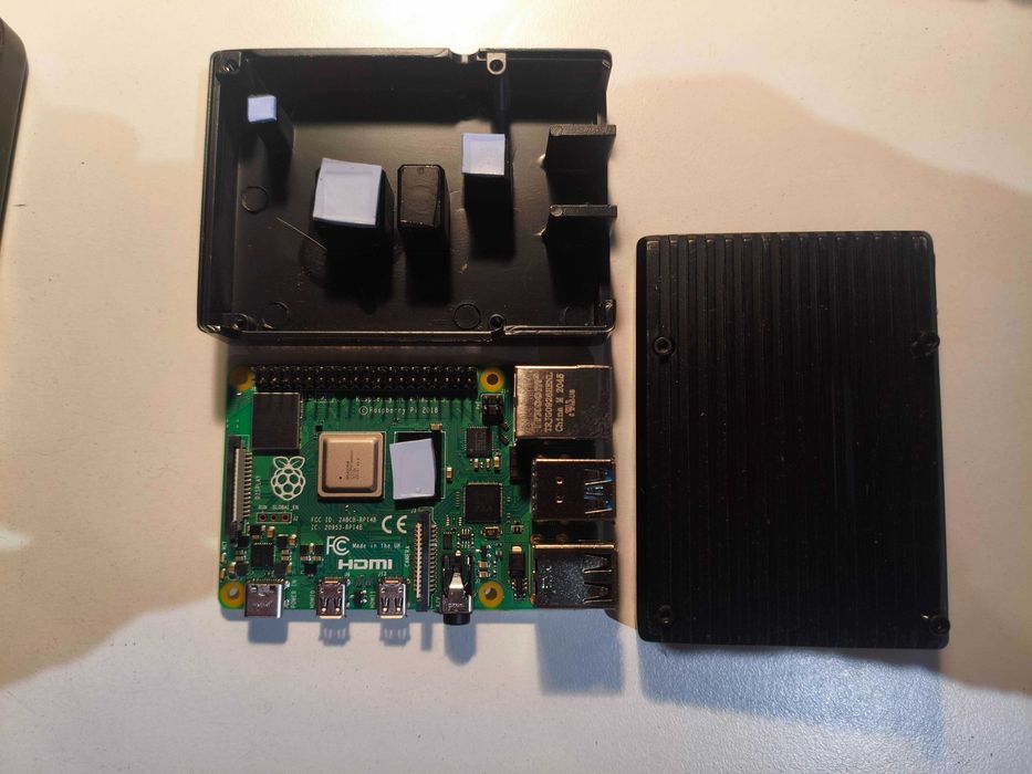 Raspberry Pi 4B model5 4gbram + SD32GB+ Zasilacz+Hdmi+Obudowa