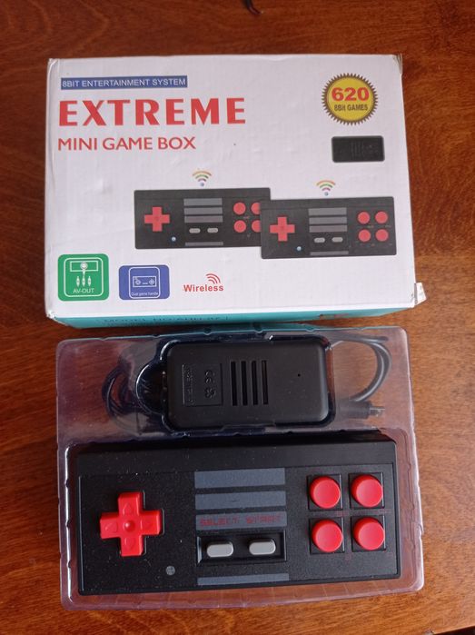 Продам игровая мини приставка