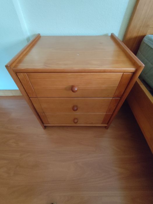 Mobília de quarto de casal , com colchão
