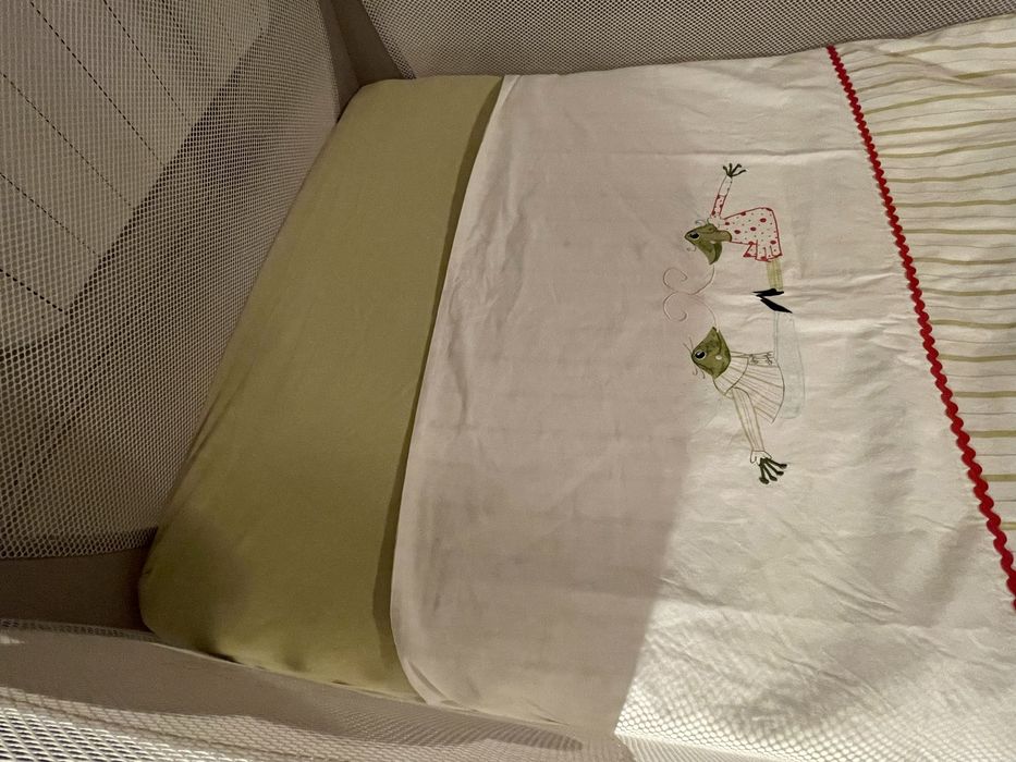 Cama de viagem Asalvo COM colchão EXTRA e lençóis