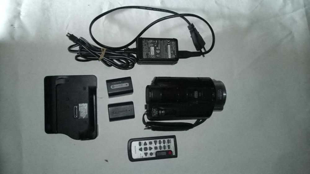 Panasonic FullHD Camcorder 6.1MP com acessórios