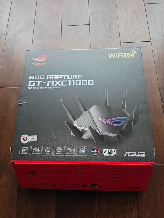 Роутер ASUS ROG Rapture GT-AXE11000