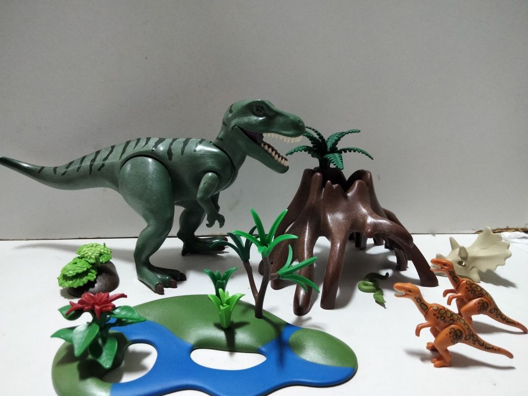 T-Rex with Velociraptors - Playmobil dinosaures 4171