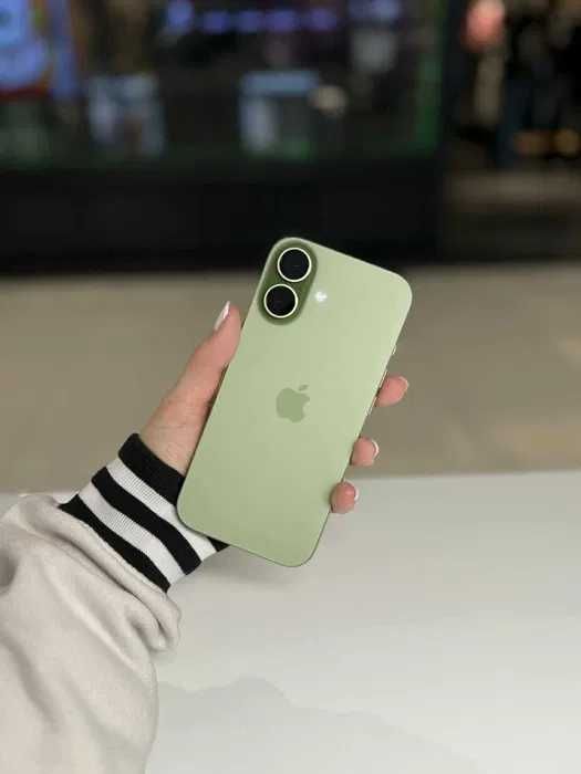 iPhone 17 Sage 256 GB – jak nowy!