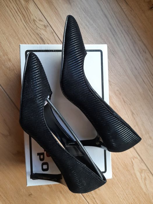 Szpilki Filippo, roz. 39