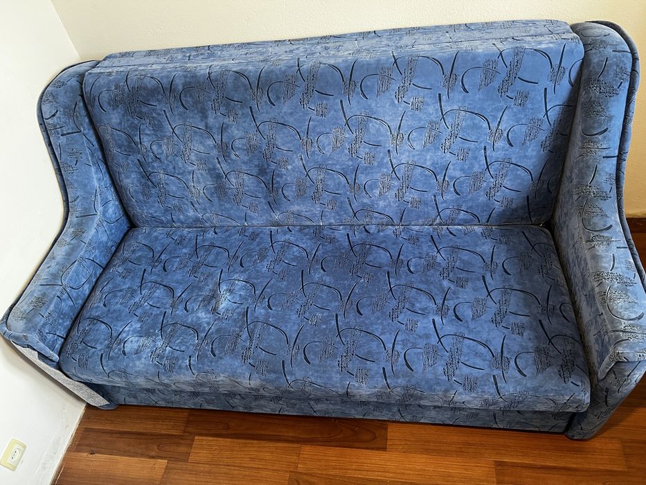 Продам диван викатний (розкладний)