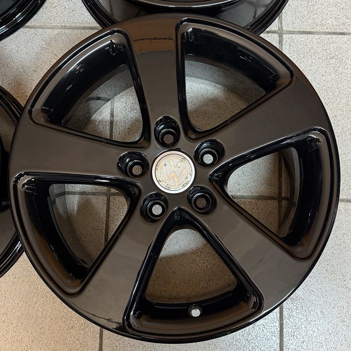 Диски Volkswagen Golf R16 Passat Jetta Caddy Skoda Octavia SuperB VW