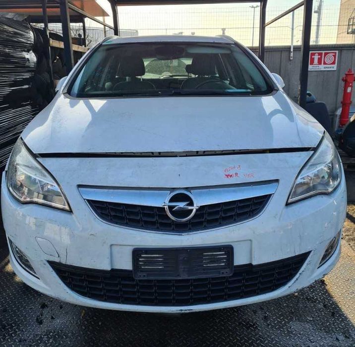 Бампер OPEL Astrta J 09-19 розборка ОПЕЛЬ Астра  09-19