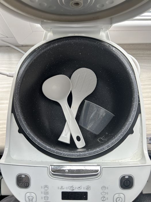 Мултиварка Moulinex simply cook plus