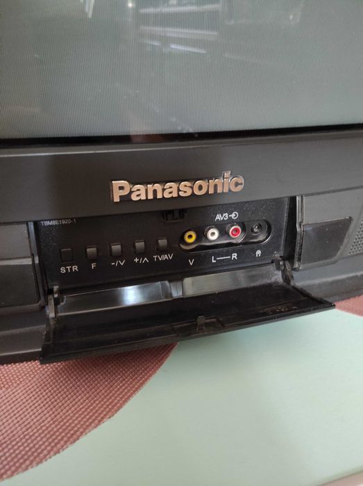 Телевизор Panasonic в отличном состоянии