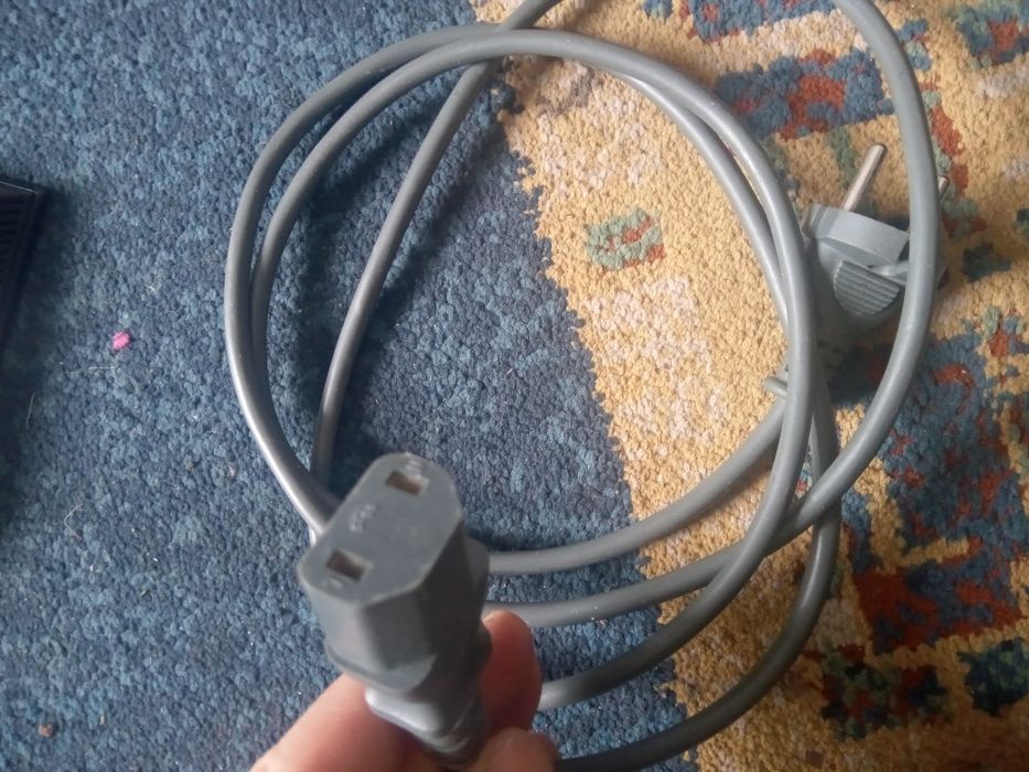 Kabel zasilający specjalnie wejście na 2