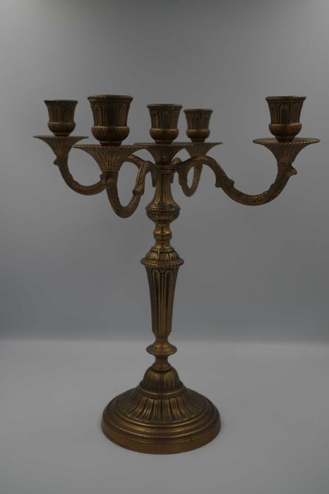 Świecznik kandelabrowy