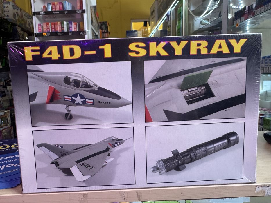 F4D-1 Skyray model