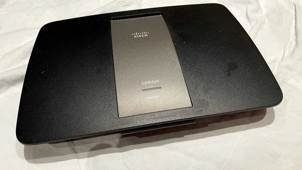 Linksys EA6300 (802.11a/b/g/n/ac 1200Mb/s) DualBand USB