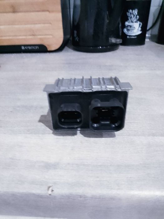 Przekaźnik świec żarowych