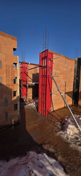 Szalunki hiszpańskie system lekki stemple sklejki