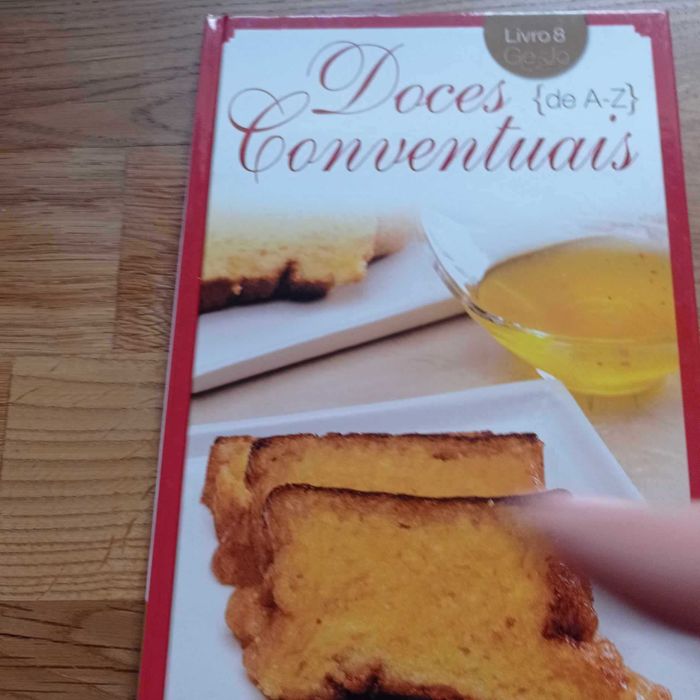 vendo 10 livros Doces convencionais