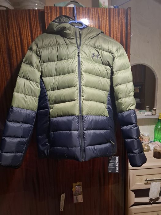 Куртка-пуховик Under armor.