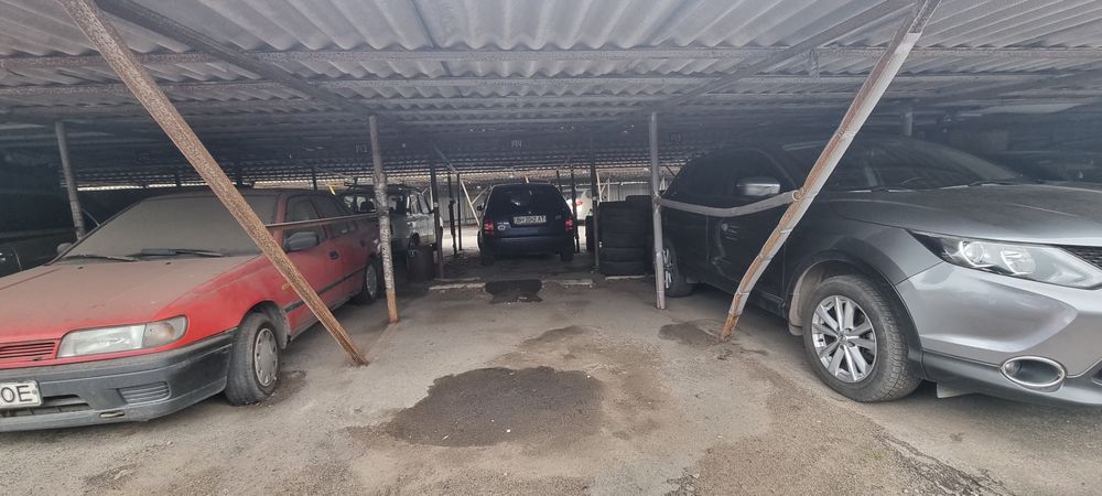 Сдам масто на охраняемой стоянке Каскад-166 на 7 ст. Люстдорфской дор