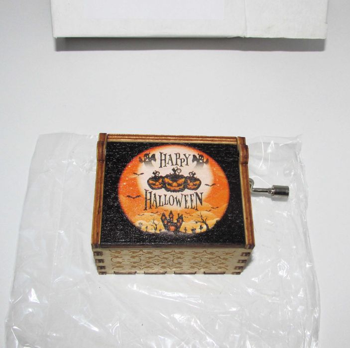 Caixa de musica "Halloween"