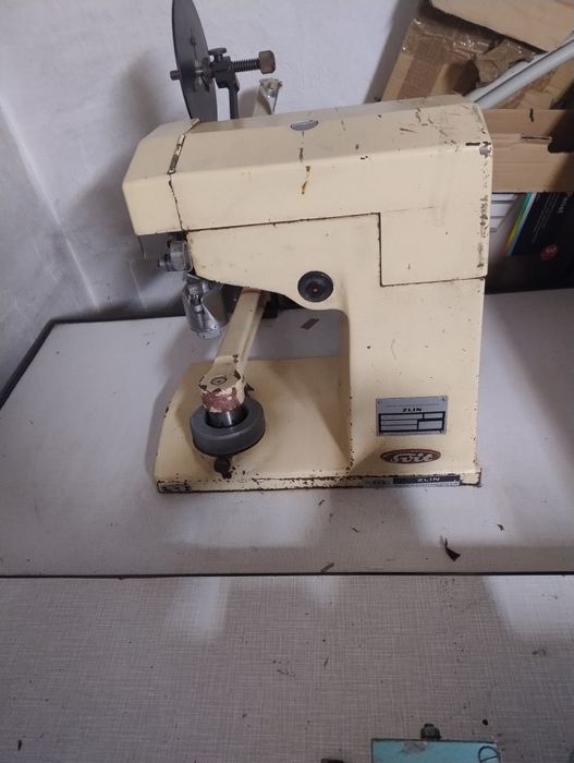 Sprzedam maszyne rozgladzarka szwow