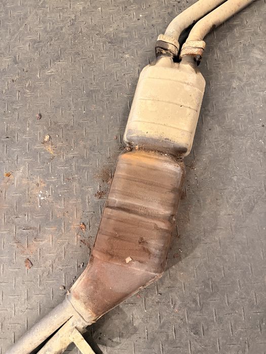 Kompletny wydech układ wydechowy tłumik katalizator BMW E30 325i 2.5i