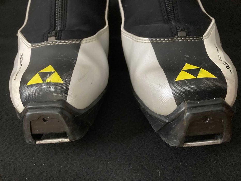 Buty do nart biegowych Fischer 38 SNS