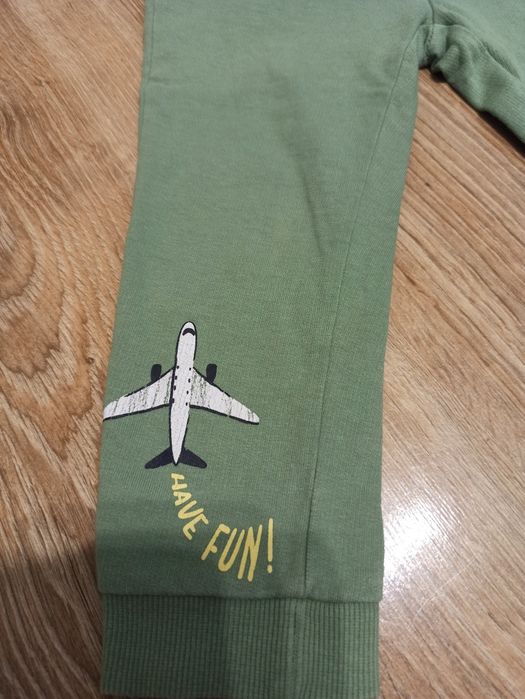 Spodnie chłopięce 92