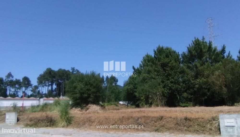 Venda de lote para construção com 730m², Mujães, Viana do Castelo