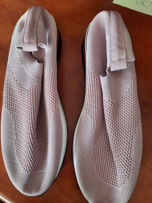 Buty sportowe wsuwane