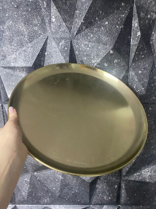 Ogromna ciężka taca