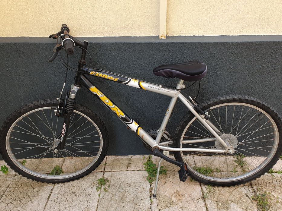Bicicleta BTT Fundador FDR04 – 26", alumínio, mudanças Shimano