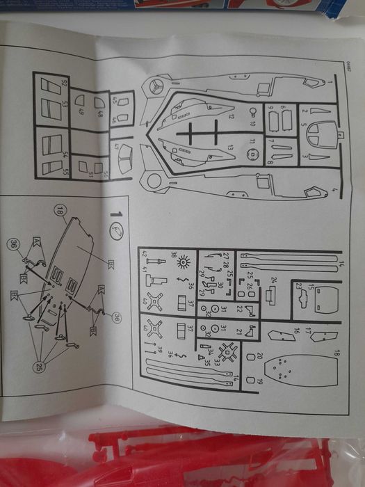 Model z 2002r. Eurocopter SA 365 Dauphin 2 Revell 04467 1:72