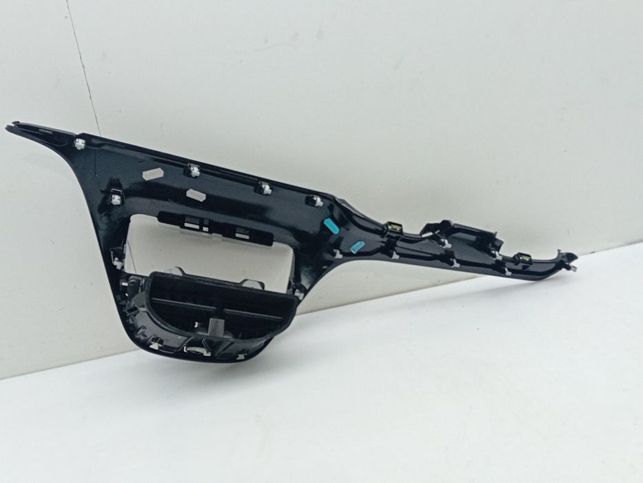 Moldura da consola central / rádio / aro PEUGEOT 2008 II (U_)