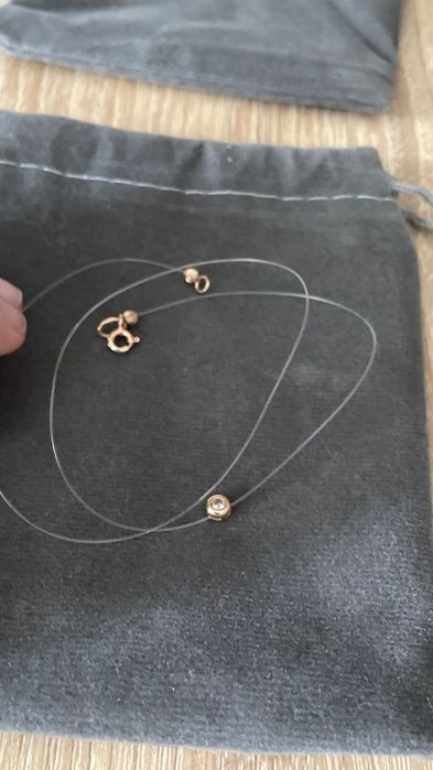 Золота прикраса на шию