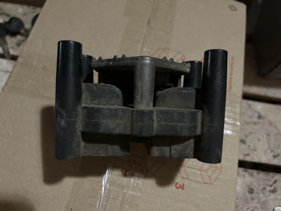 Оригінальна катушка запалювання для шкоди тур 1.6 Акл