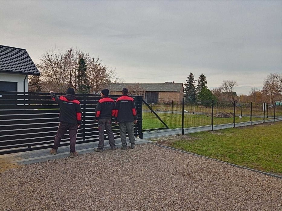 Ogrodzenia kompleksowo. Bramy | Słupki | Siatka | Panele ogrodzeniowe