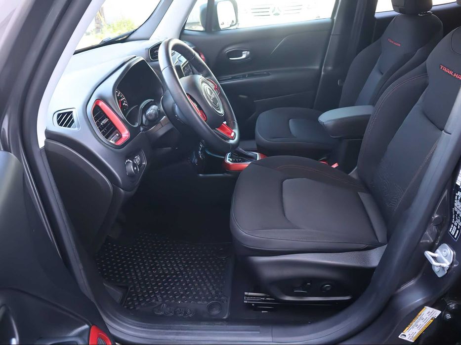 Jeep Renegade      2020
