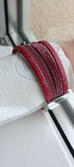 Bransoleta z rzemieni