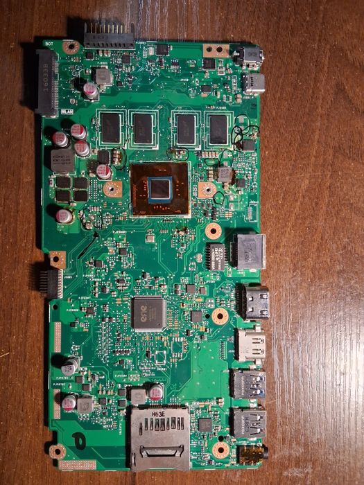 Системні плати ноутбуків, 11 шт (несправні)